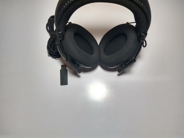 Razer BlackShark V2 Pro 2023 Open Box – Wireless Esports Gaming Headset (Black / White)