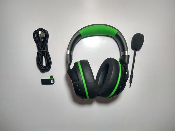 Razer Kaira Pro HyperSense Wireless Gaming Headset for PS5 / PS4 (Open Box) | Haptic Feedback, 50mm Drivers