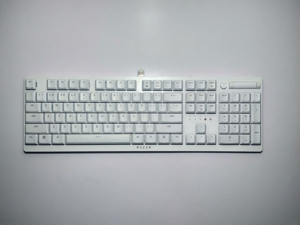 Razer DeathStalker V2 Pro Open Box – Low-Profile Wireless Gaming Keyboard