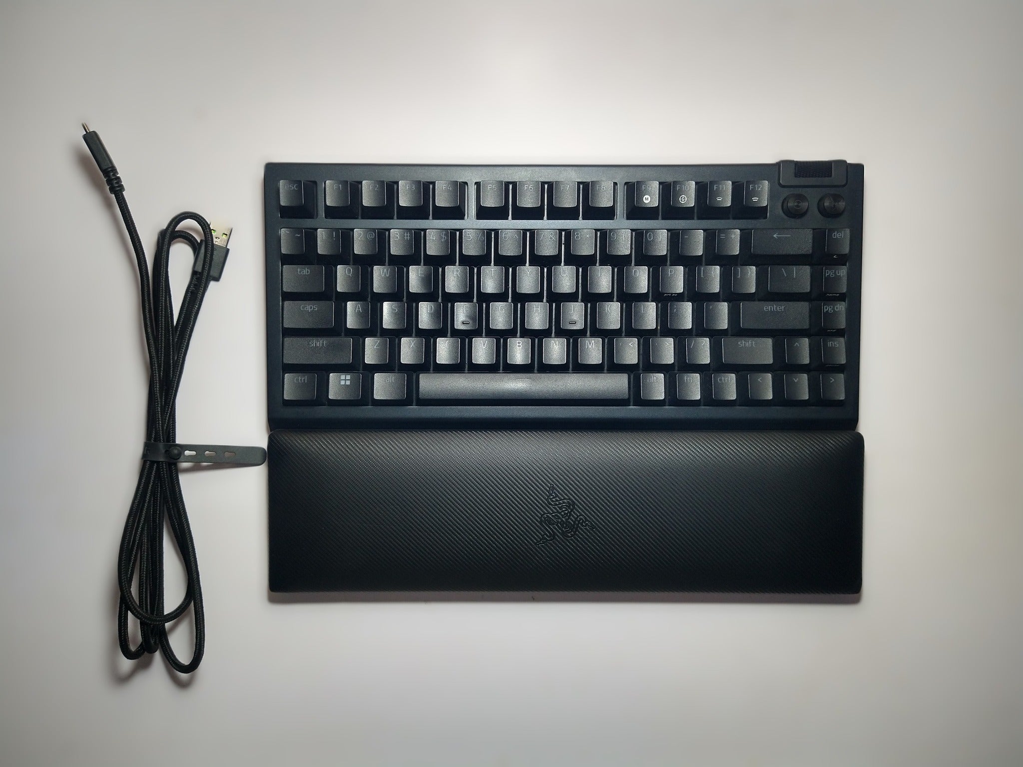 Razer BlackWidow V4 75% Open Box – Compact Mechanical RGB Gaming Keyboard