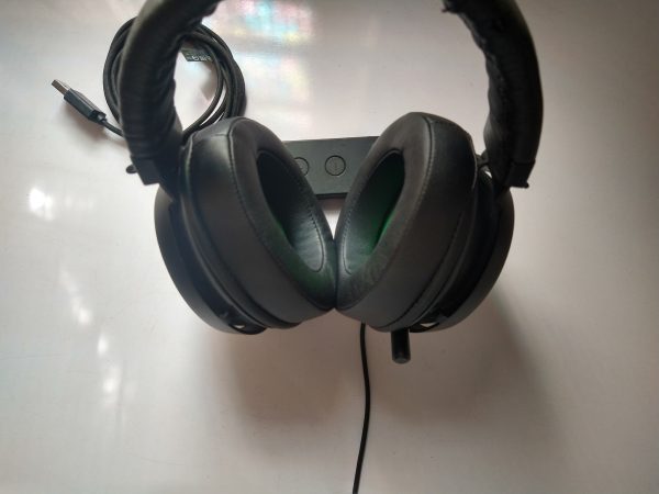 Razer Kraken Tournament Edition Gaming Headset – THX 7.1 Spatial Surround Sound, 50mm Drivers, USB Audio Controller – Open Box