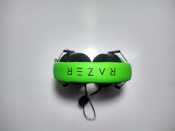 Razer BlackShark V2 X Gaming Headset – 50mm Drivers, 7.1 Surround Sound, Lightweight Design (Black/Pink/White/Green) – Open Box